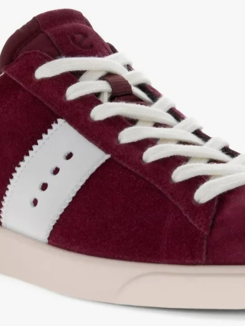 ecco red white velvety look leather trim retro Skater 9-9.5